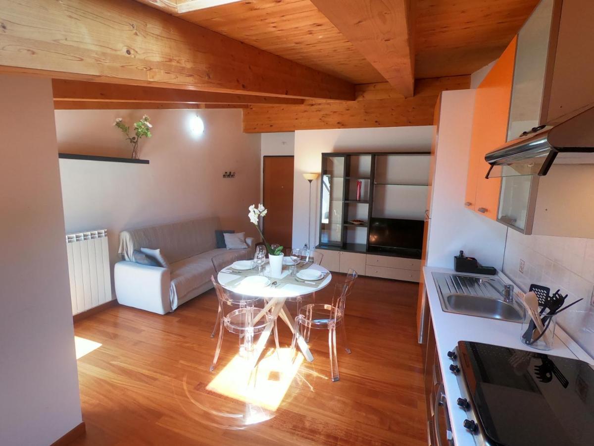 Attico Petfriendly Con Terrazzo, Via Del Borgo Appartement Montesilvano Marina Buitenkant foto